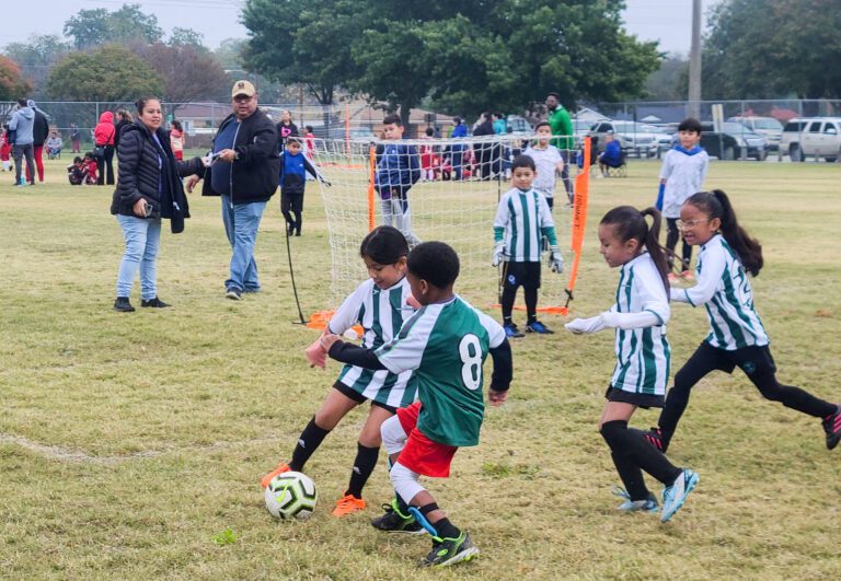 Lee más sobre el artículo Asociación entre Pleasant Oaks Recreation Center y Buckner Preparatory trae nuevas oportunidades para alumnos y padres